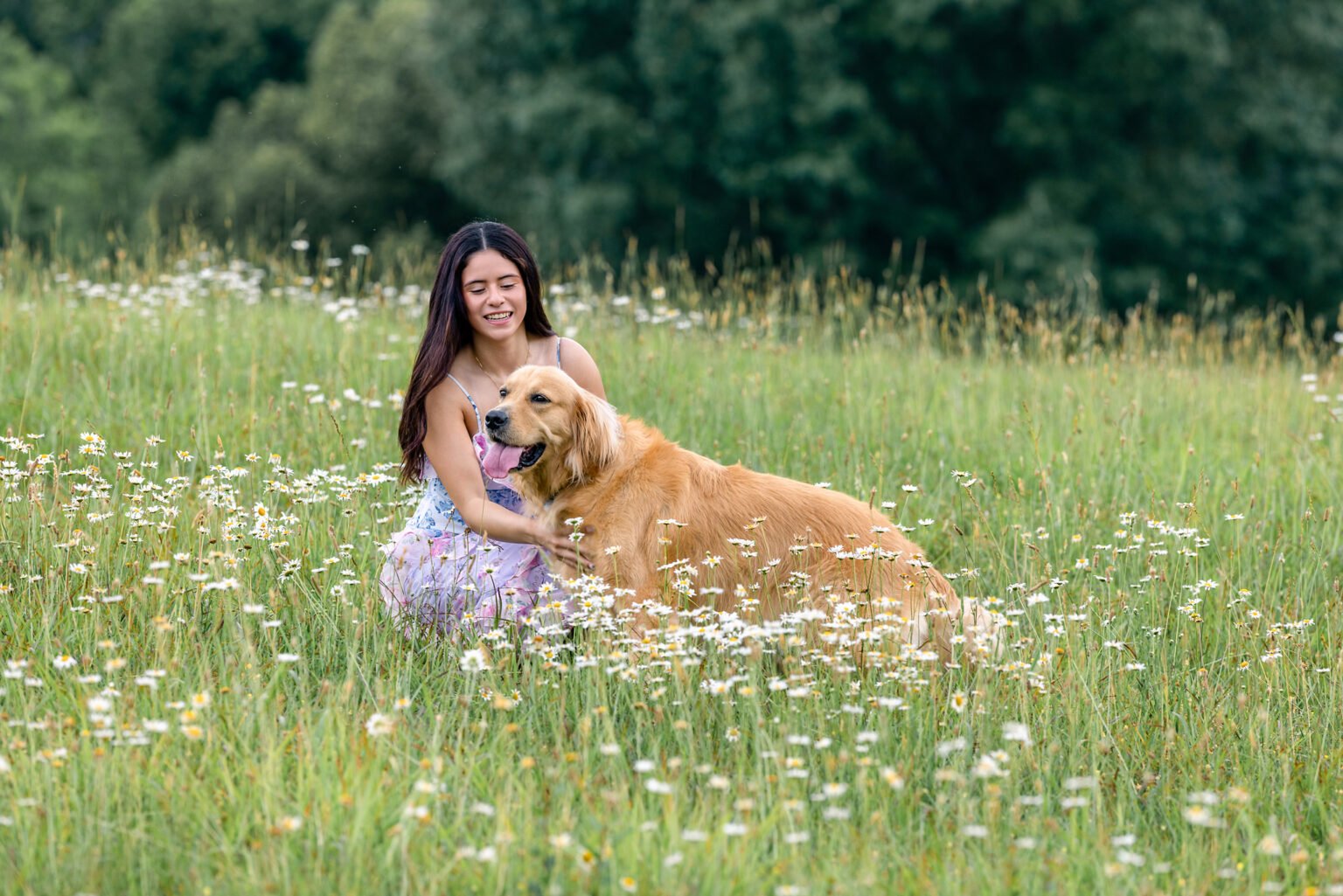 Furry Friends welcome at Senior Portrait Session